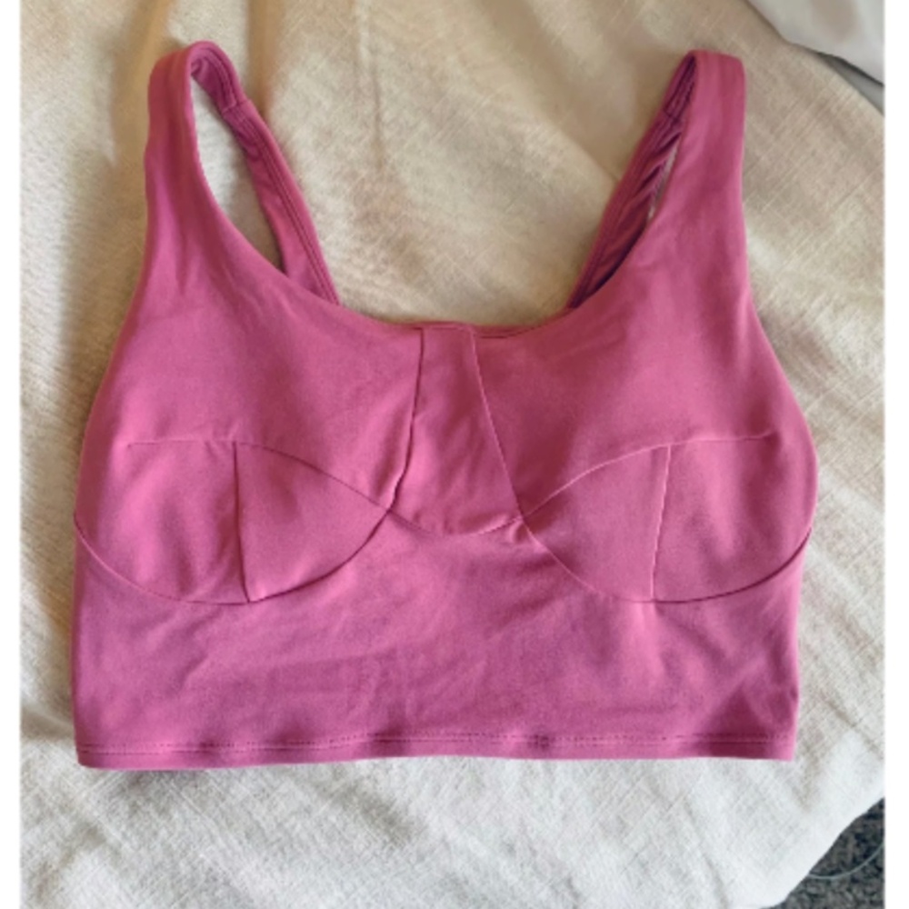 Lululemon Nulu Front Darting Yoga Bra